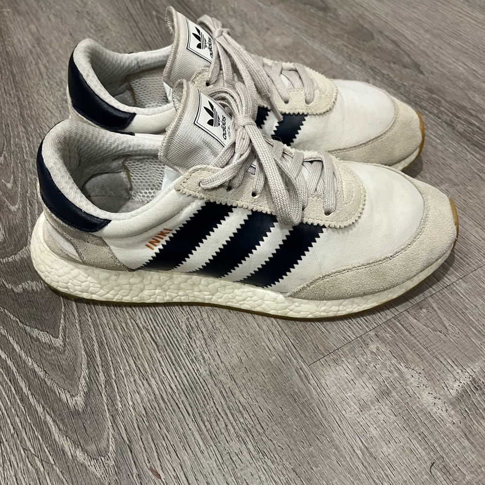 Adidas Men's White and Black Sneakers INIKI